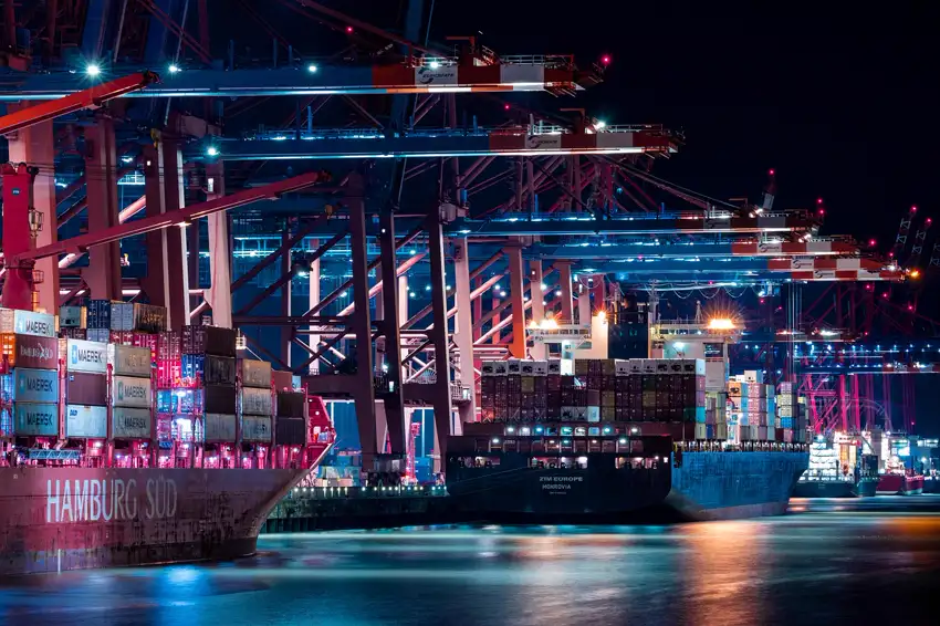 Schiffe im Hamburger Hafen